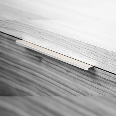 Emuca Lote de 25 tiradores para mueble Setubal, L198mm, intereje 128mm, Aluminio, Anodizado mate